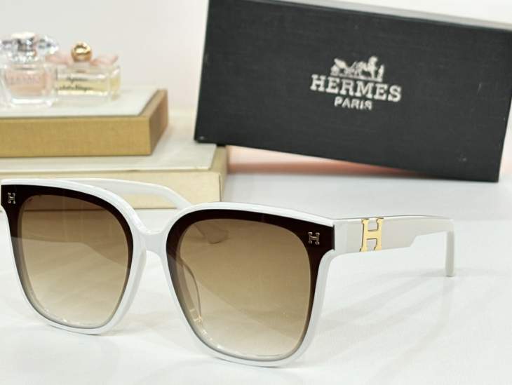 Picture of Hermes Sunglasses _SKUfw76990923fw
